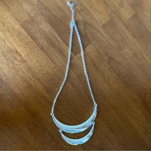 Silver tone necklace